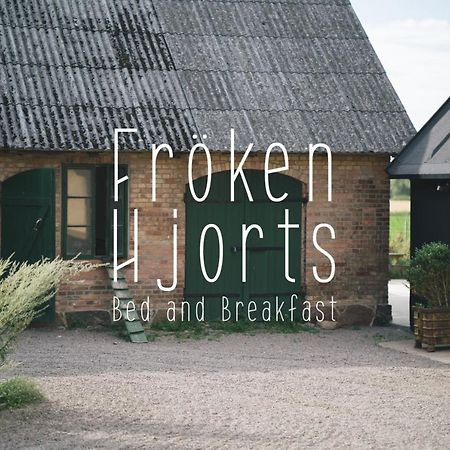 Froeken Hjorts Bed And Breakfast Höganäs Exterior foto